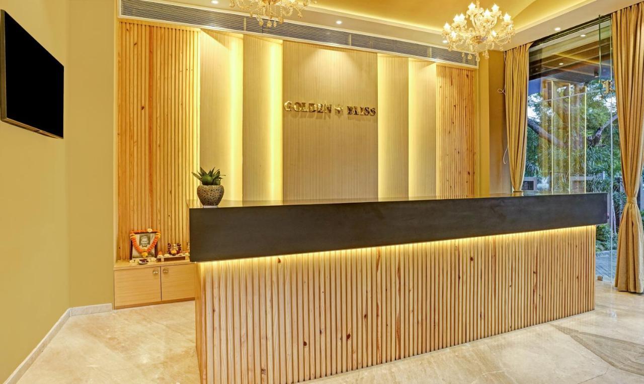 Treebo Premium Golden Bliss Trimurti Nagar Square 나그푸르 외부 사진